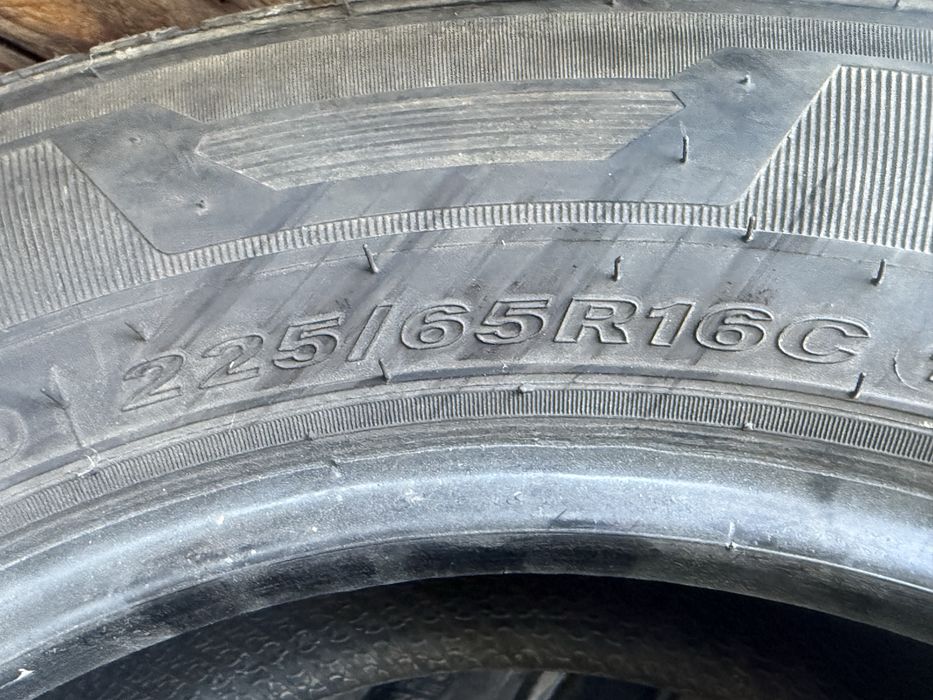 225/65/R16 C …..