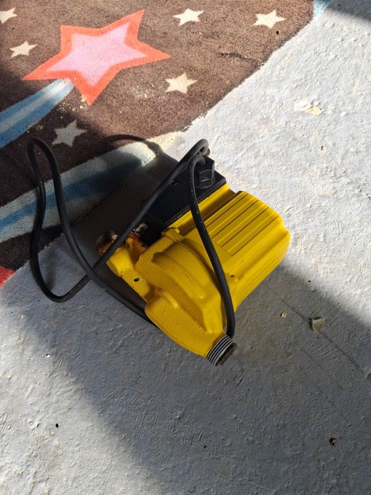 Pompa cu fluxostat  pentru  panou solar