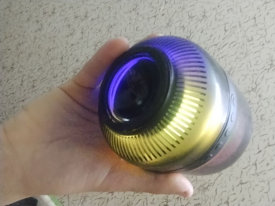 Колонка с блутут