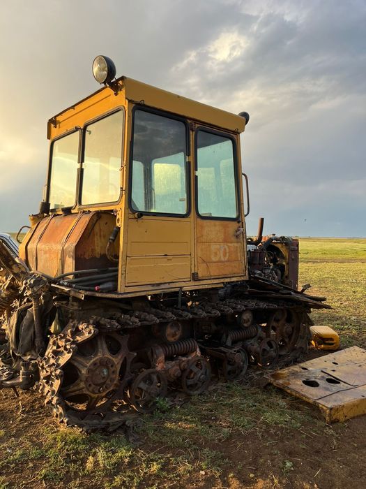 Продам трактор ДТ 75