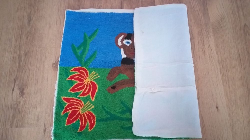 Ръчно тъкани престилки и калъфки за възглавници