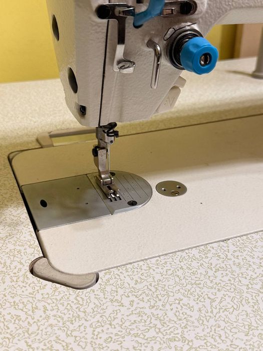 Tikuv mashinasi. Промышленная Швейная машинка