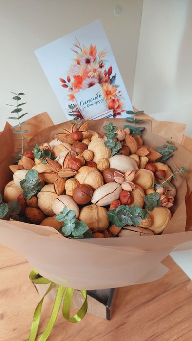 Букет из сухофруктов