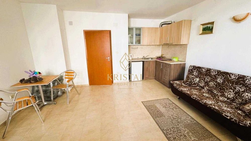 Продава се Двустаен апартамент в к.к. Слънчев бряг - 65 кв.м за 546 €/кв.м - Снимка #1