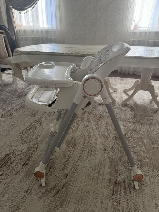 Стульчик для кормления 2в1