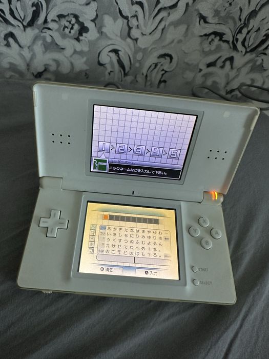 Joc Nintendo DS Lite