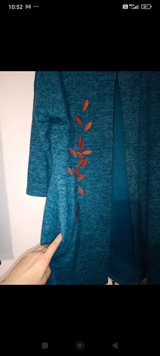 Cardigan elegantcu buzunare Mat Design Nou cu etichetă.