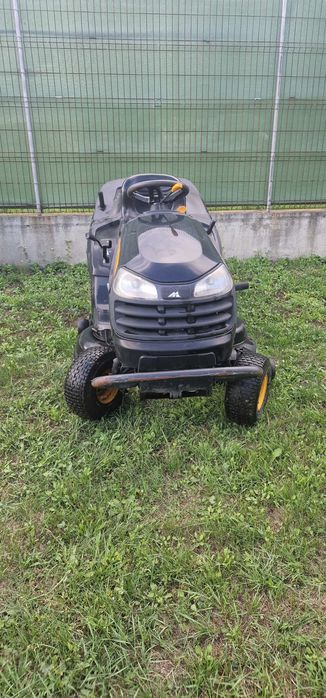 Vand tractor de tuns iarba
