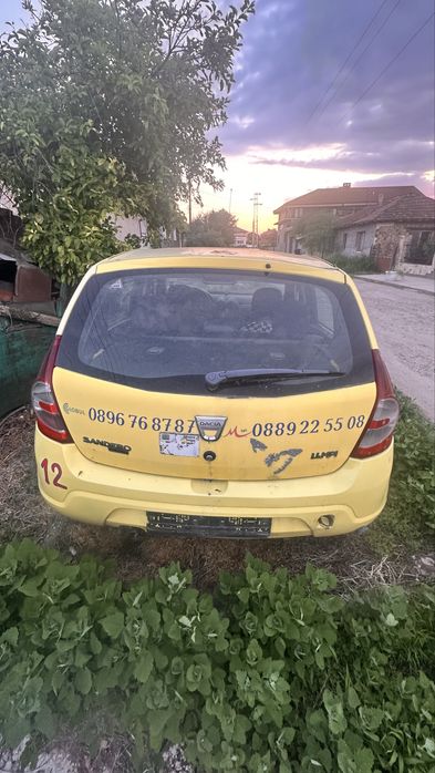 Лек автомобил Dacia