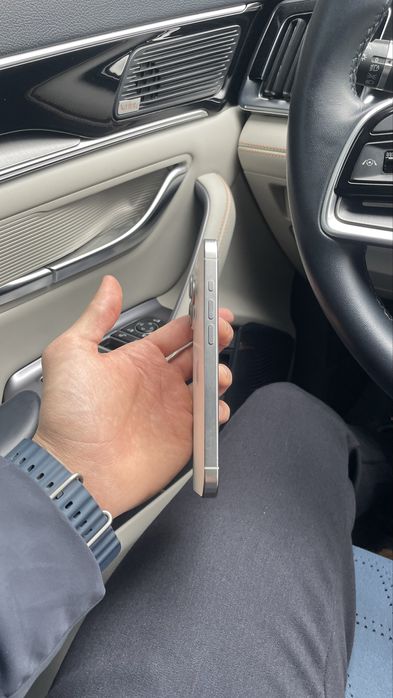 Iphone 15 pro 256 LLA