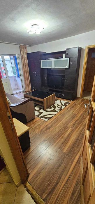 Inchiriez apartament cu 2 camere in zona Modern Timisoara