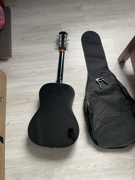 гитара акустическая