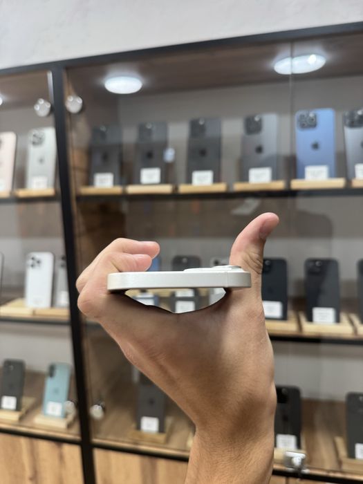 iPhone 14