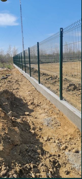 Executam garduri din plasa bordurata