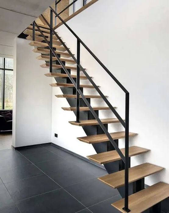 Металлические лестницы на заказ