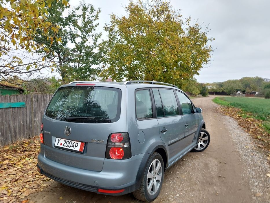 VOLKSWAGEN Touran 2008 — imagine 5