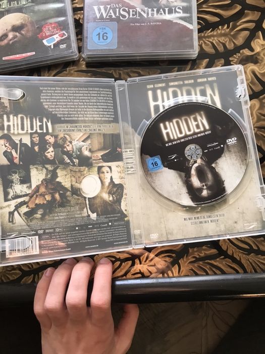 DVD филми чисто нови