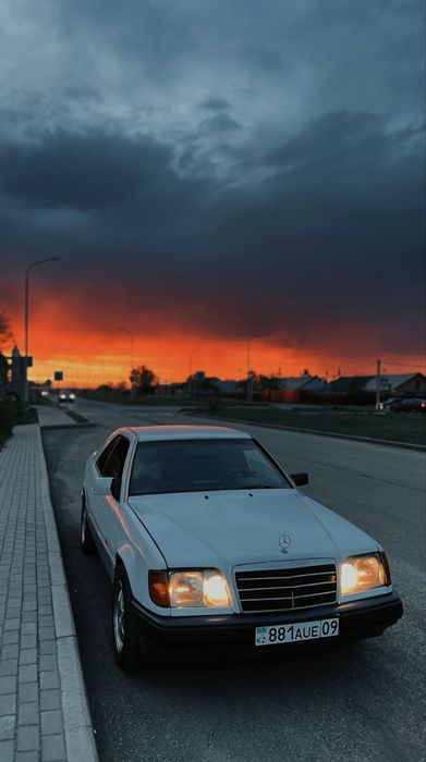 Продам мерседес 124 купе