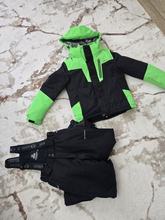 Продам детские вещи