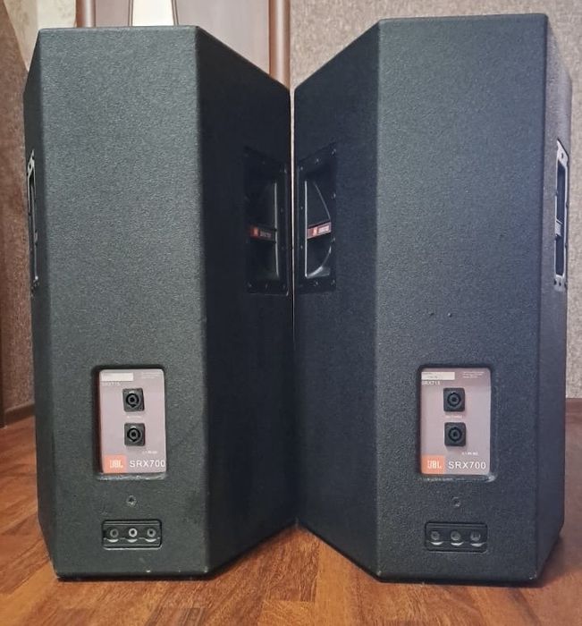 Колонка jbl жағдайы жақсы