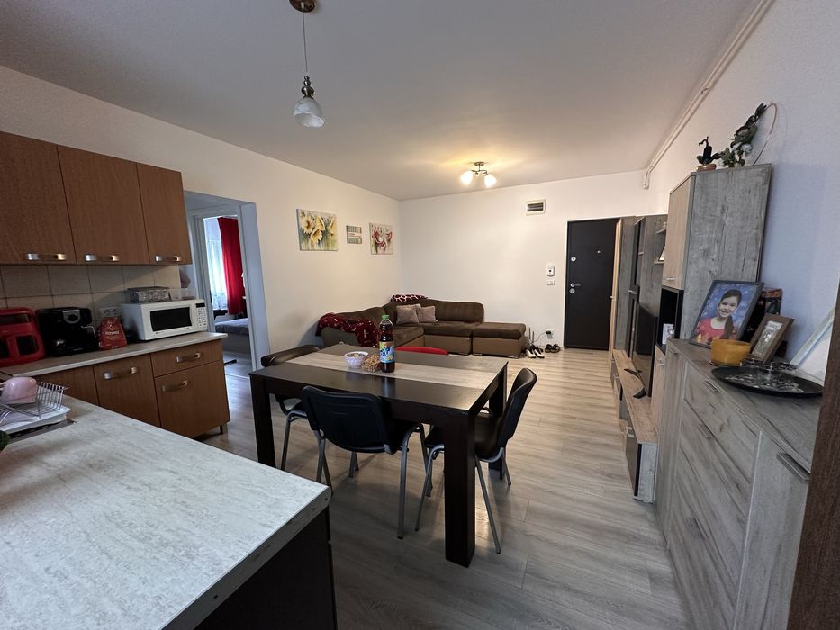 Apartament Dumbravița 3 camere loc parcare direct proprietar