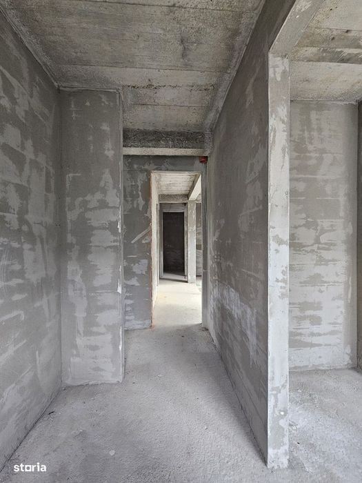 Casa 4 camere ,3 bai , 2 gradini, parcari in Borhanci