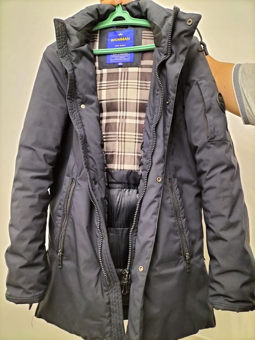 Продам куртку зима 44р