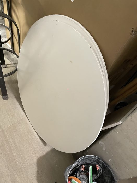 8бр Трапезни маси