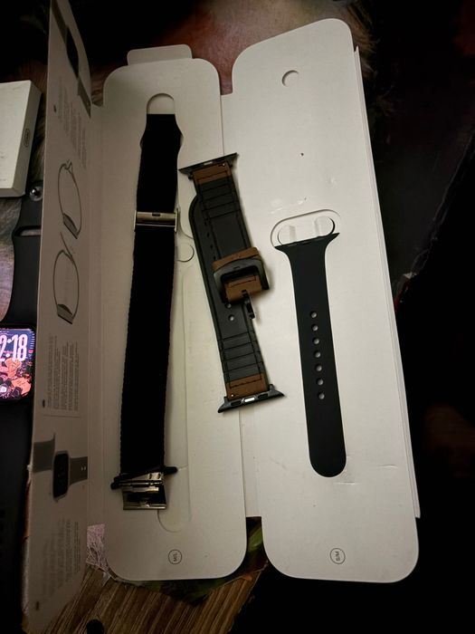 Vând Applewatch Series 8.