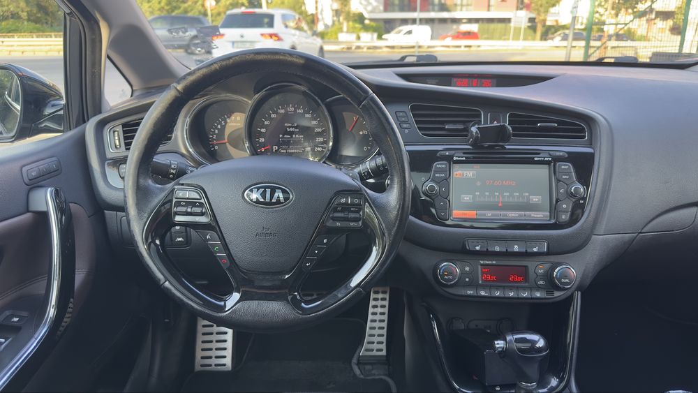 Kia ceed platinum