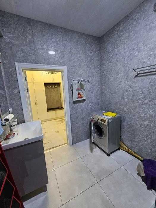 С2 Продаётся: Квартира   Навастройка Алмазарский р-н Медгорадок