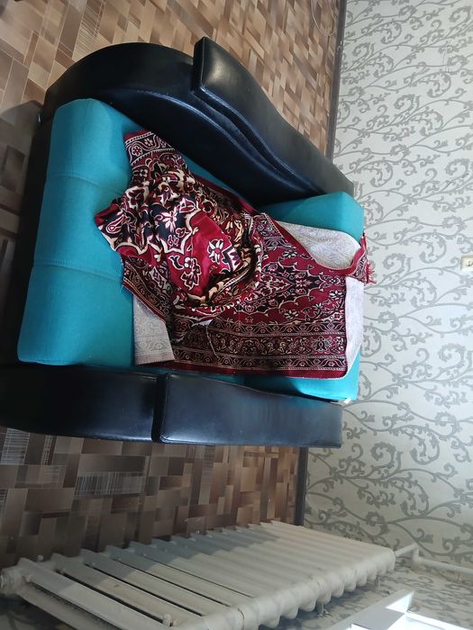 Диван и кресло для гостиной