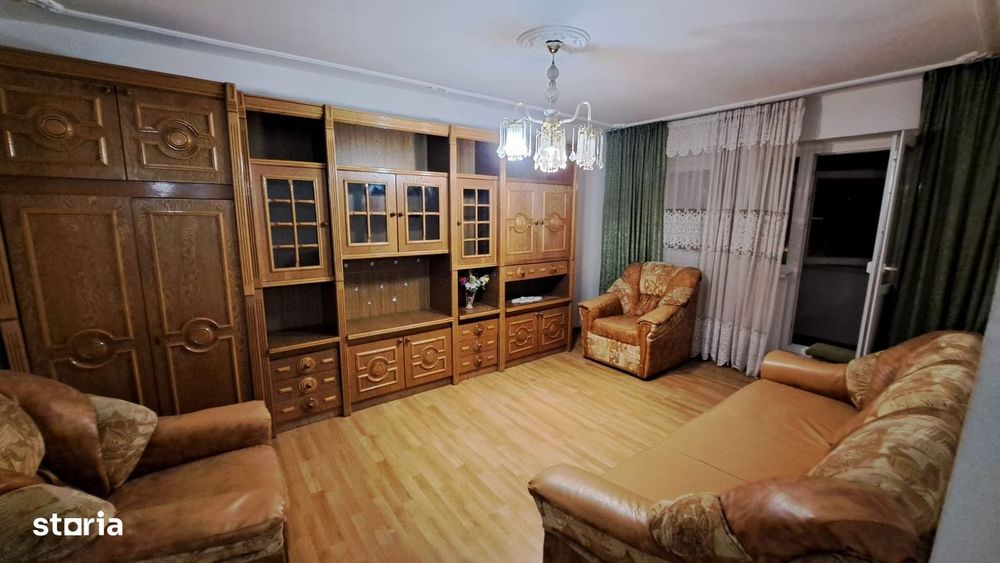 Apartament 3 camere, 2 bai , decomandat, B-dul Bucuresti — fotografia 3