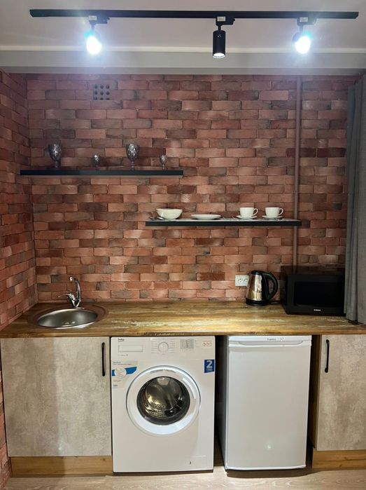 1 ком ком. Центр, маг Спутник, Тайга. 125+