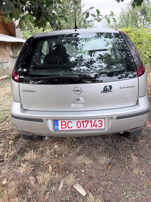 Vand Opel Corsa 1.4 benzina 16V