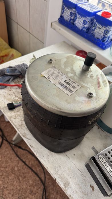 Подушка на прицеп шмитз 6318