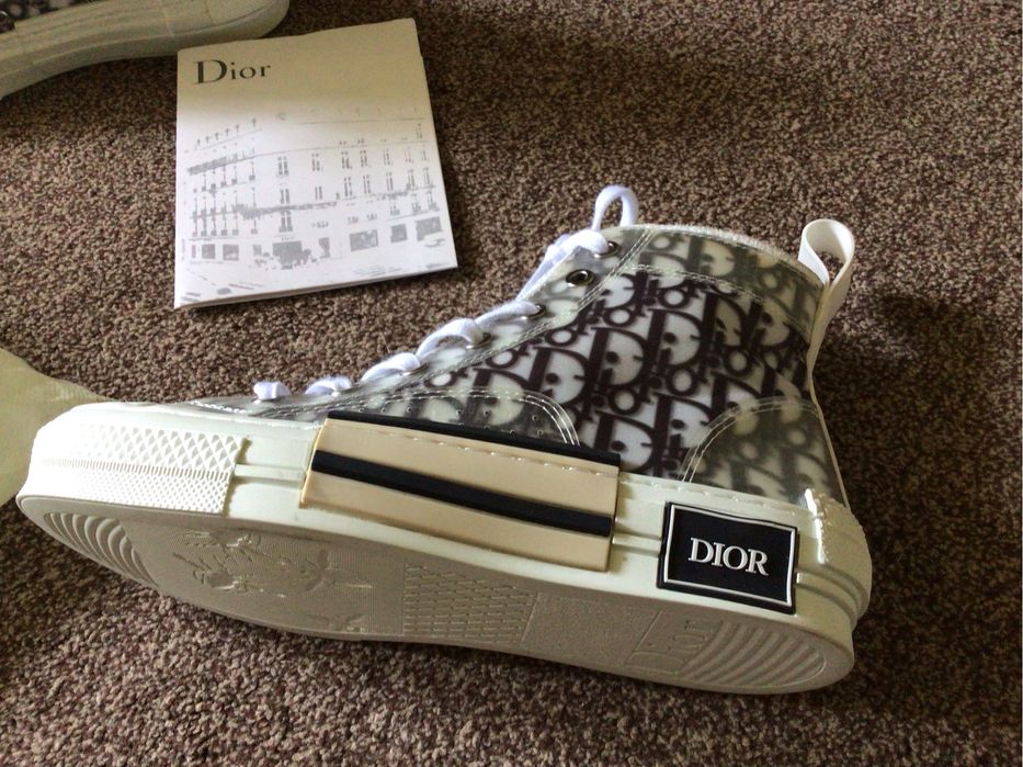 Кеды сникерсы Dior.