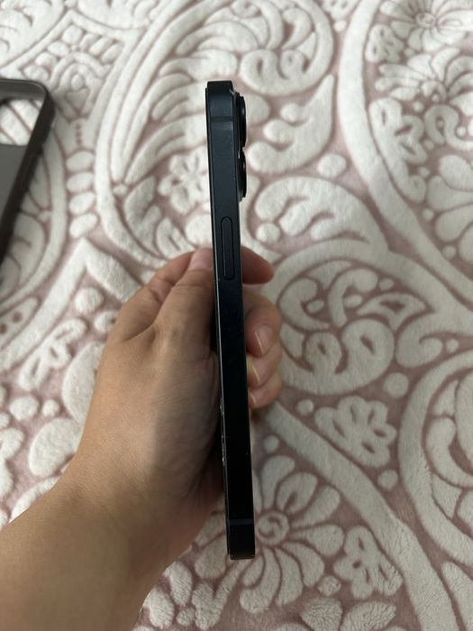 Продам срочно Iphone 14 в идеальном состоянии