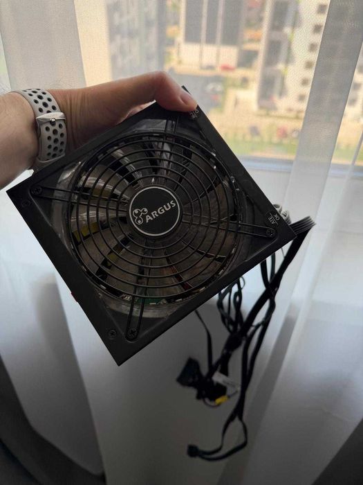 Vand AMD Ryzen 5 1600X 3.6 Ghz+cooler AMD Wraith stealth si alte componente