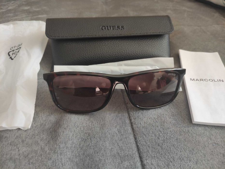Слънчеви очила Guess Нови