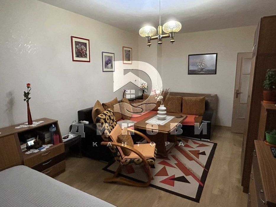 Продава се Двустаен апартамент в Стара Загора, Казански - 61 кв.м за 1246 €/кв.м - Снимка #1