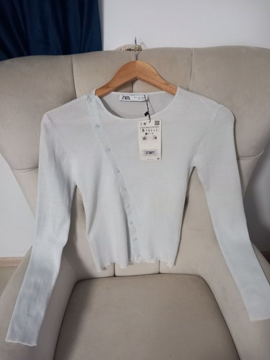 Cardigan baby blue cu năsturei măsură S Zara
