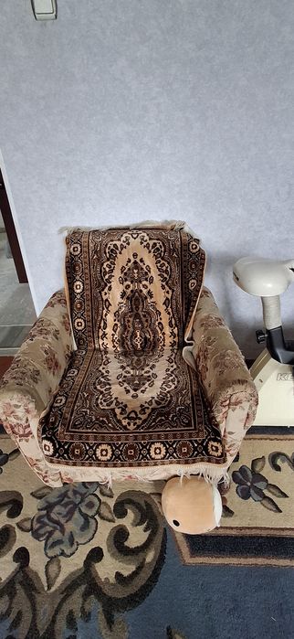 Диван кресосымен