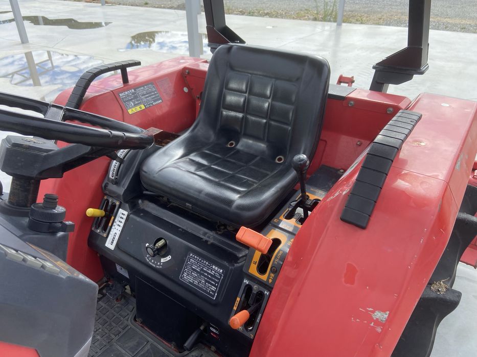 Tractor japonez Mitsubishi MT24, 4x4, 24cp, 4 pistoane