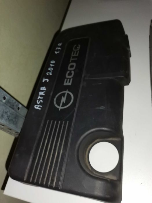 Кора за Двигател на Опел АстраJ Opel Astra J 2010--2014 1.7 Disel.