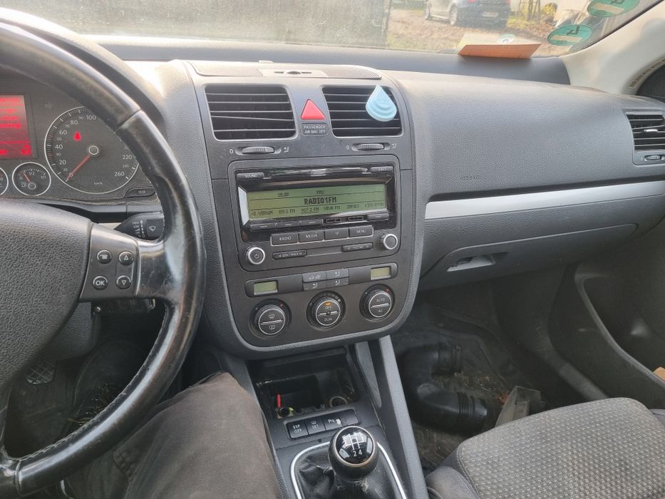 Dezmembrez golf5 plus  1.9 tdi