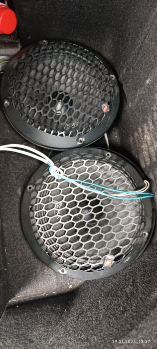 Колонка усилитель комплект сотилади