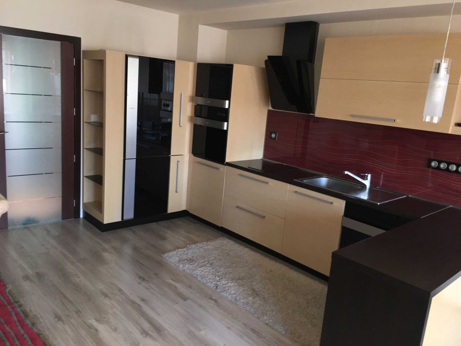 Отдавам под наем тристаен апартамент в нова сграда до пазар Чaталджа