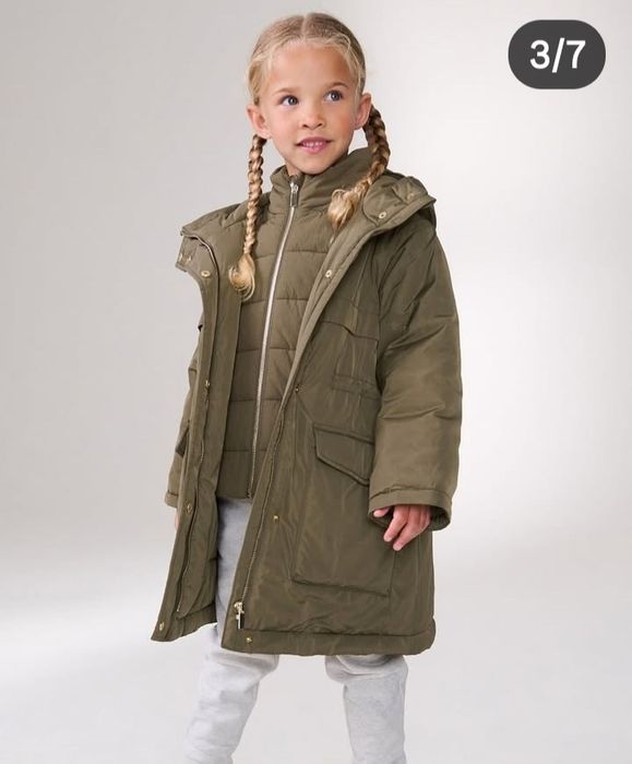 Продам пальто осень-веснаь для девочки