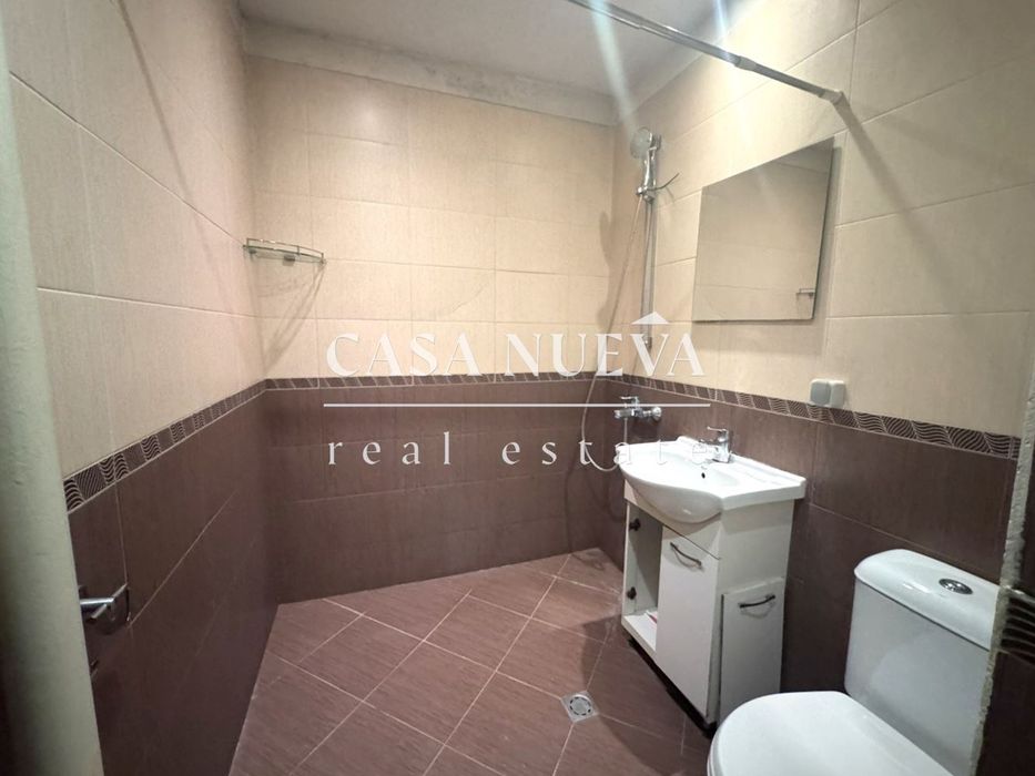 Двустаен апартамент в гр.Перник, кв.Изток